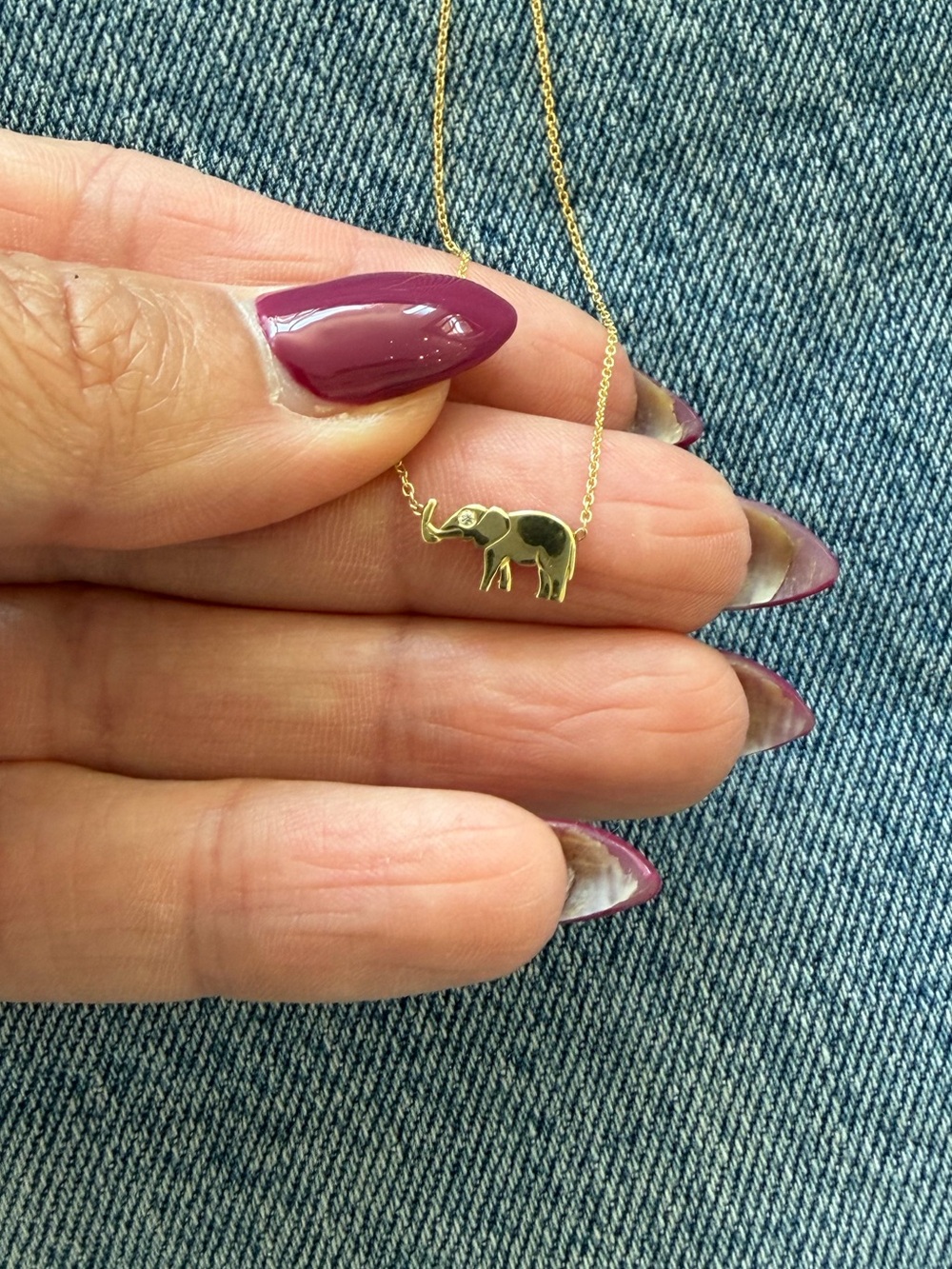 Jennifer Meyer MINI ELEPHANT NECKLACE in yellow gold, never worn